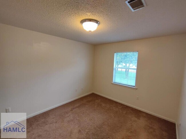 Building Photo - 801 Hopeton Ct