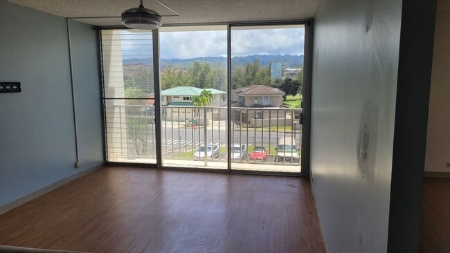 Primary Photo - Nice 2bd, 1bath, 1pkg 700sqft unit . $2500