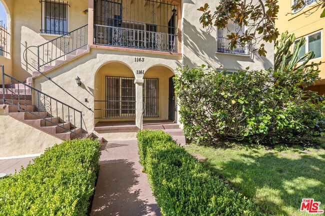 Building Photo - 1141 S Shenandoah St