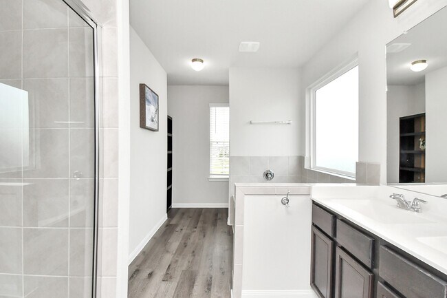 Building Photo - 3206 Alberelli Dr