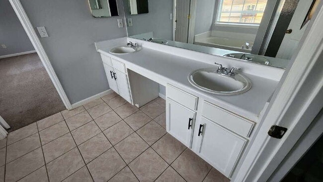 Building Photo - 370 Darter Run NW