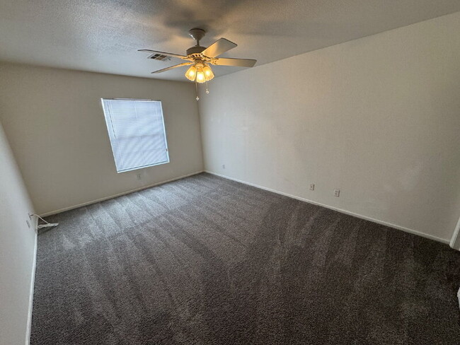 Building Photo - 8036 Laurena Ave