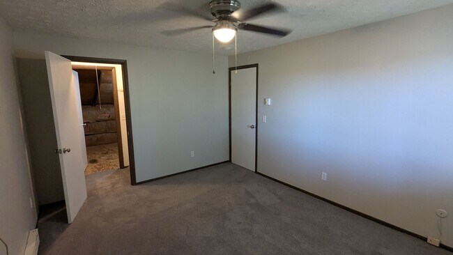 Building Photo - MN Cedar Village (797)