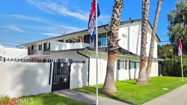 Building Photo - 1803 W Sumac Ln