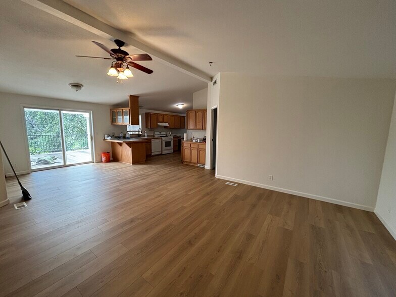 Building Photo - 1782 Lotus Rd