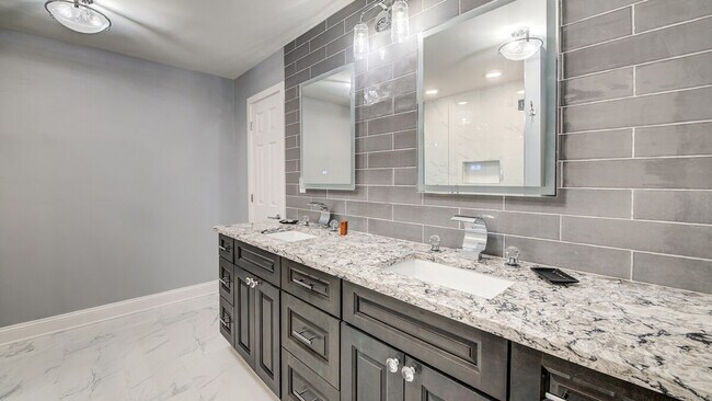 Building Photo - 65 Great Egret Ct