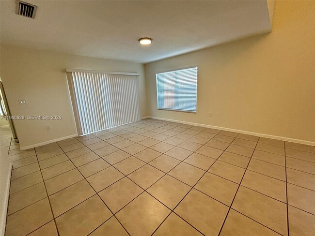 Building Photo - 9204 SW 167th Pl