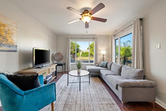 Building Photo - 5904 40th St