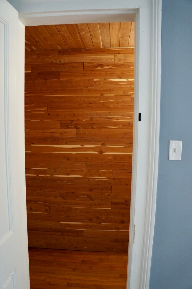 Building Photo - 712 Morgan St