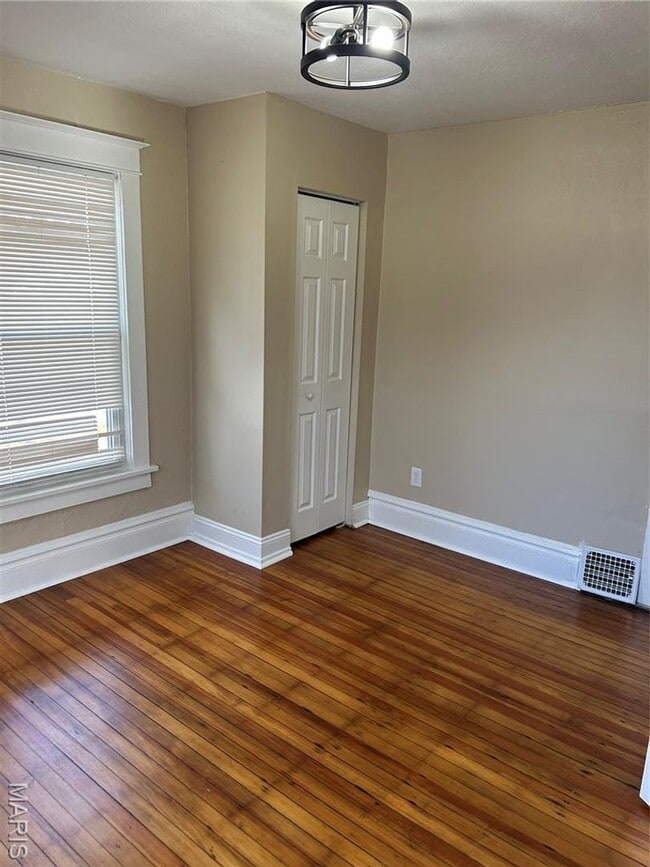 Building Photo - 2530 Oakland Ave