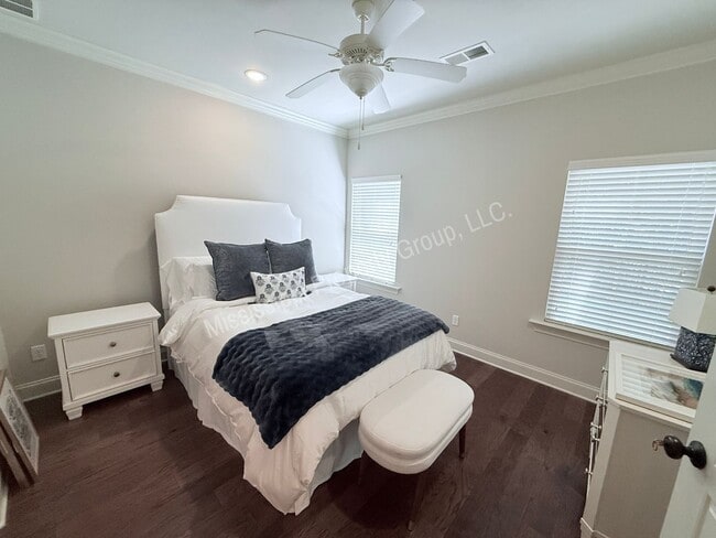 Building Photo - 3BR/3.5BA For Rent