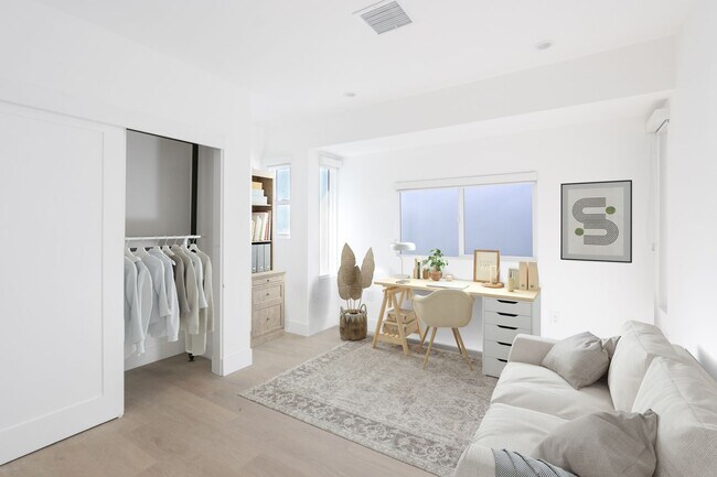 Interior Photo - 1307 Maltman Ave