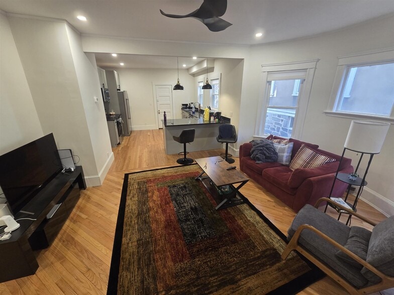 Building Photo - 125 Liberty Rd