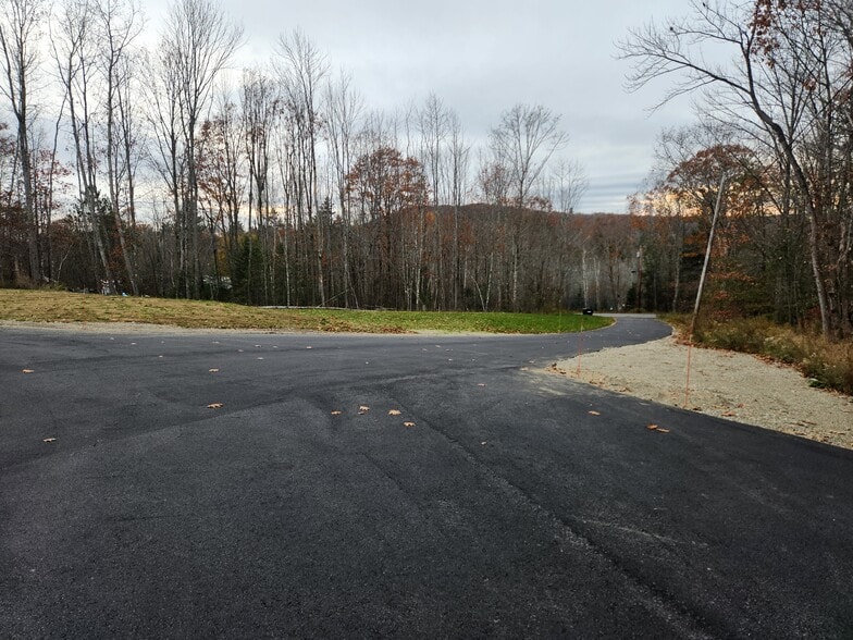 Building Photo - 153 Clark Rd