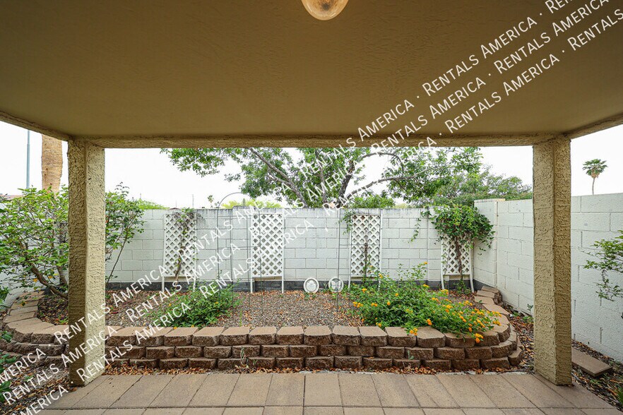 Building Photo - 6730 E Hermosa Vista Dr