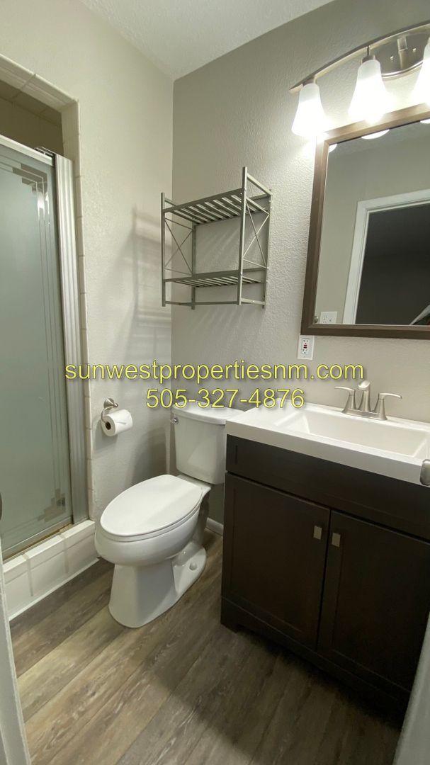 Building Photo - 3 Bedroom, 2 Bath, 1 Car Garage with Fence...