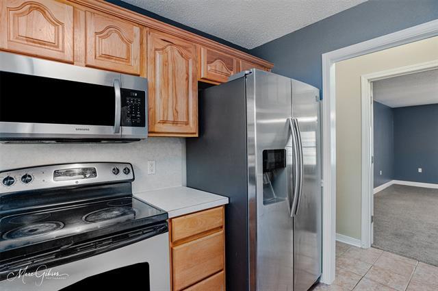 Building Photo - 3410 Woodvine Cir