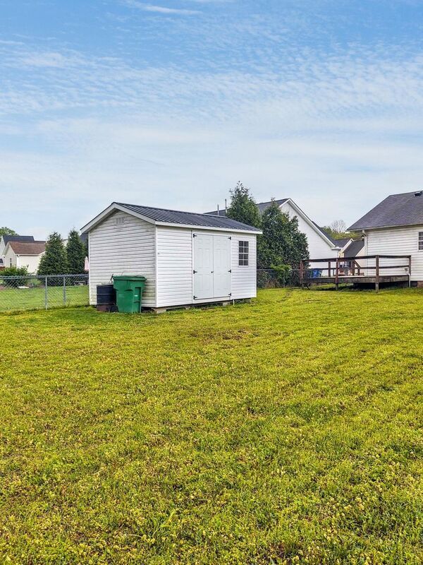 Building Photo - 2229 Saponi Village Ct
