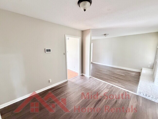 Building Photo - 480 Whiteville Ave