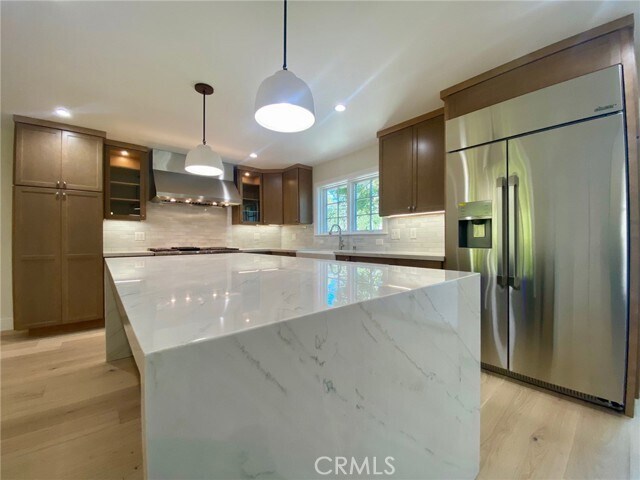 Building Photo - 3645 Vía Palomino