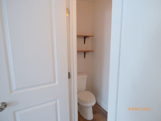 Building Photo - Upgraded 3 Bed 2.5 Bath Townhome in Herriman