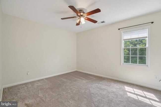 Building Photo - 7009 Hickory Hill Rd