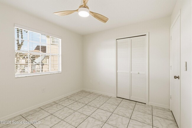 Building Photo - 972 S Fork Cir