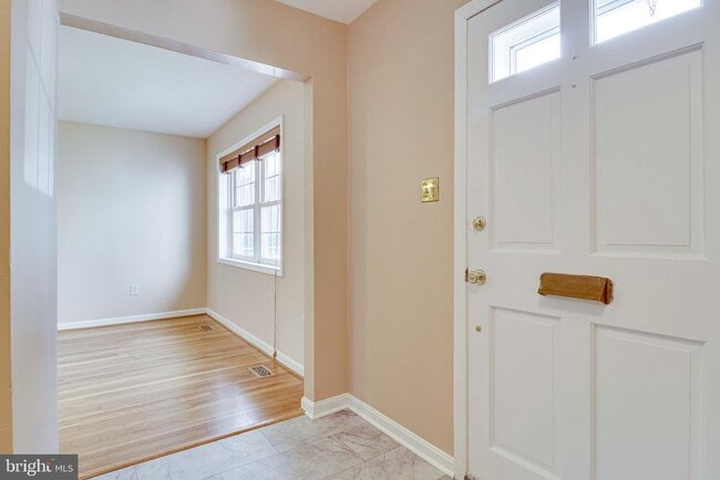 Building Photo - 3227 Dunster Ct