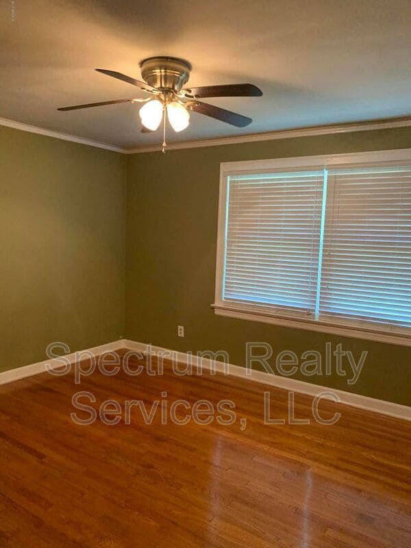 Building Photo - 2151 Traymore Rd