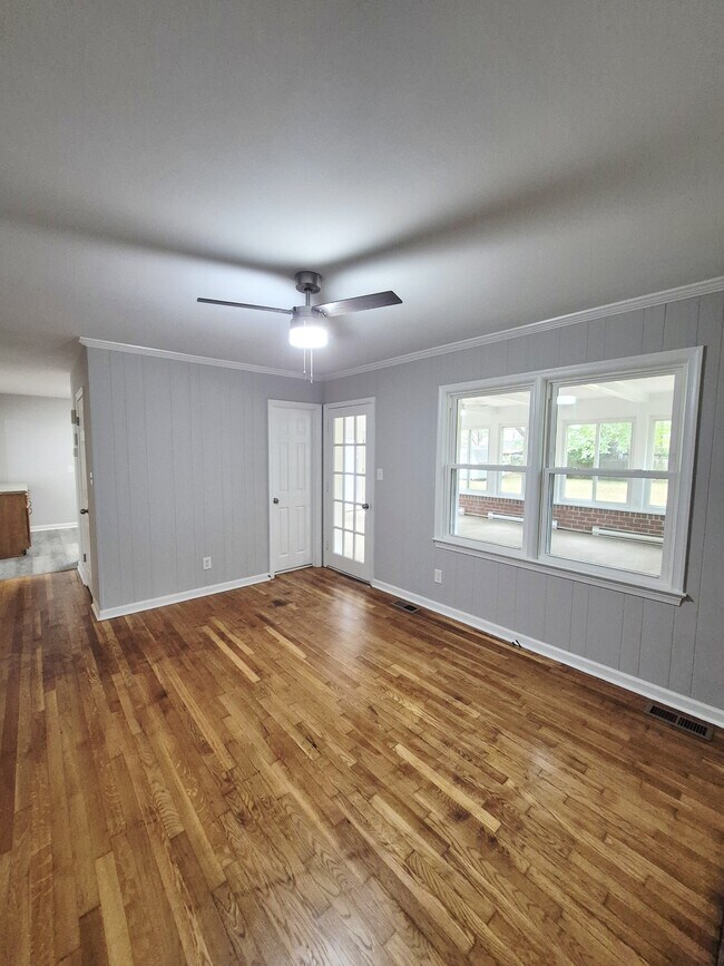 Building Photo - 97 Waterview Dr