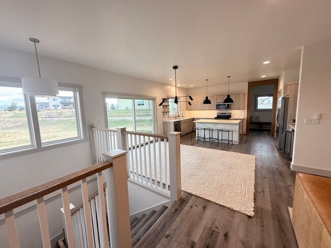 Building Photo - Stunning 4 Bed 3 Bath Single Family Home With Garage located Towards Canyon Ferry!