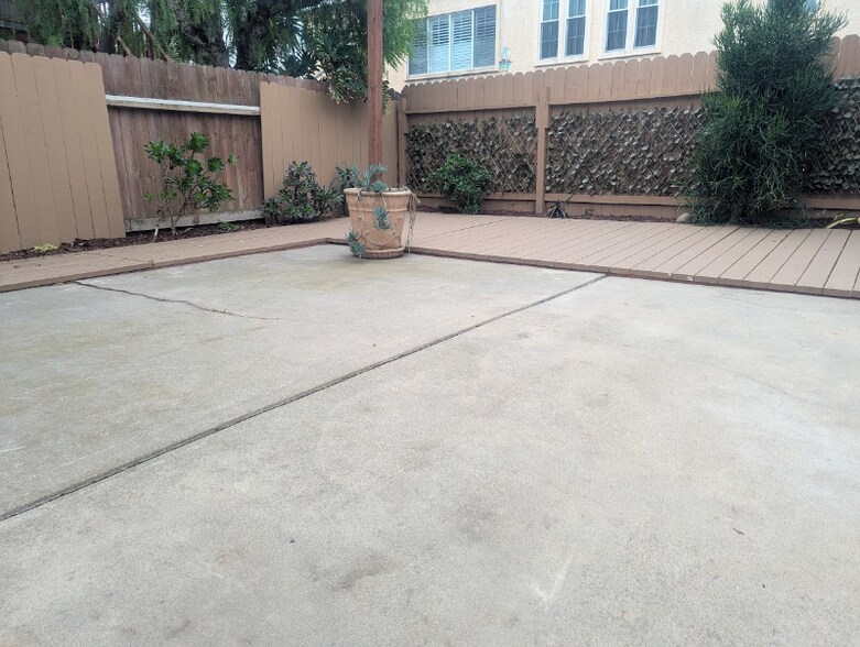 Building Photo - 1015 Canal St