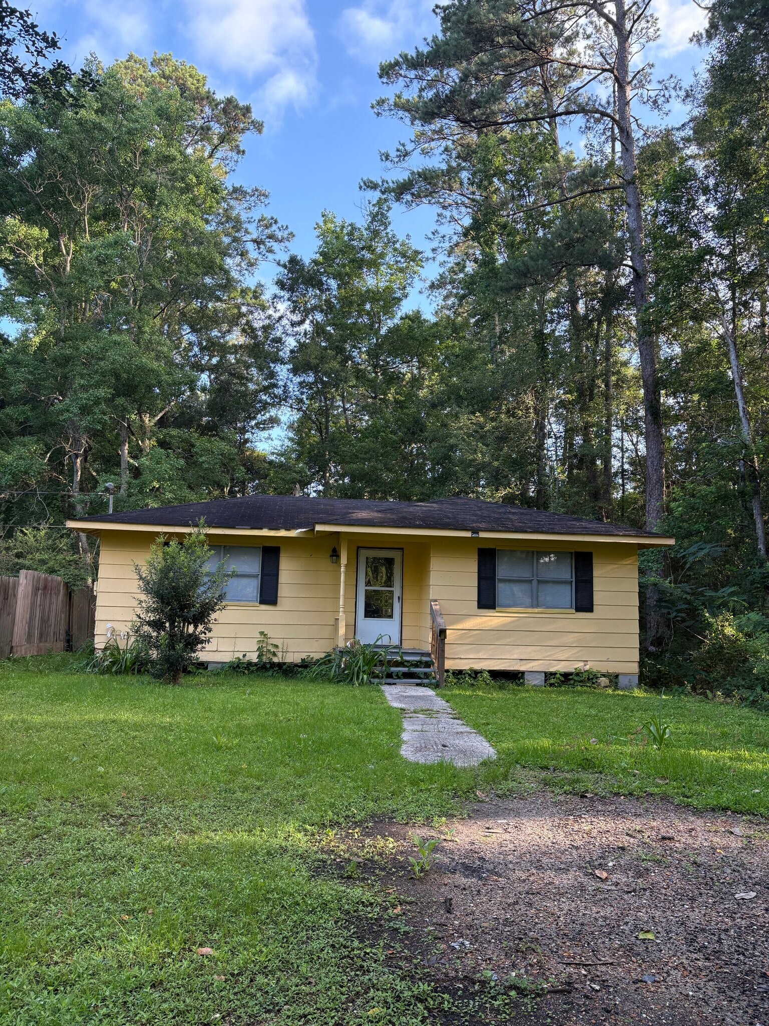 Building Photo - 116 Galatas Rd