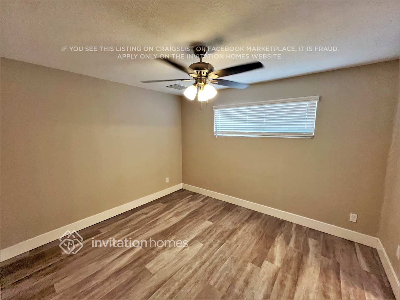 Building Photo - 7005 N 76th Dr
