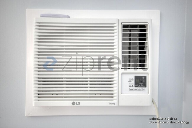 Building Photo - 10045 Wisner Ave