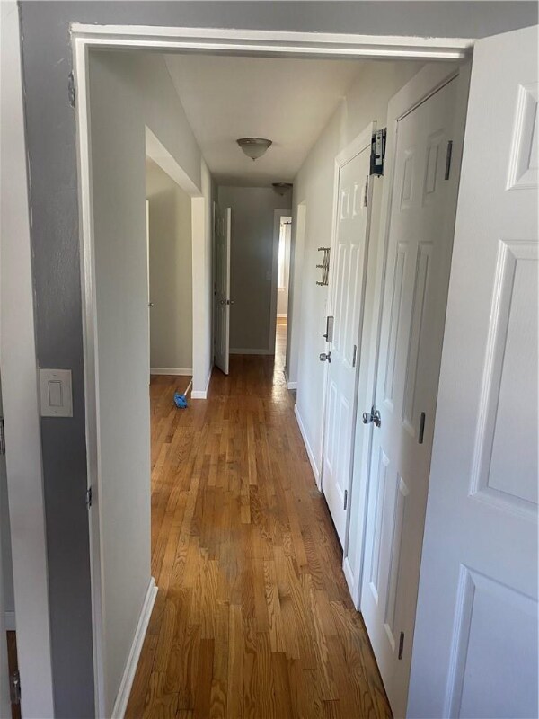 Building Photo - 220 Hillside Ave