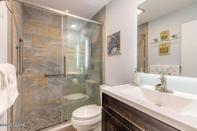 Building Photo - 2750 Ocean Shore Blvd