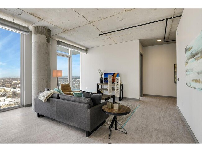 Building Photo - 315 1st Ave NE