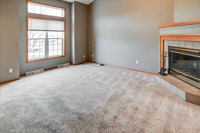 Building Photo - 400 Muirfield Ct