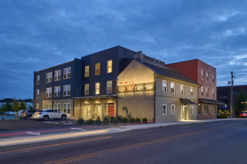 Building Photo - 550 New Holland Ave