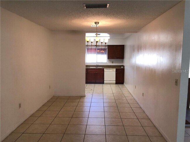 Building Photo - 4213 S Semoran Blvd