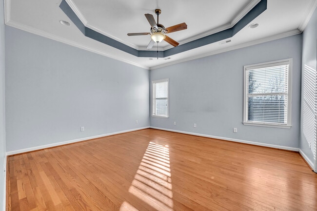 Building Photo - 3105 Vintage Way