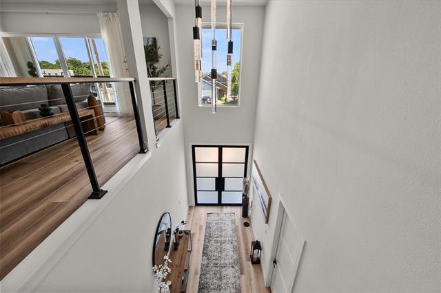 Building Photo - 4029 Ivanhoe Ln