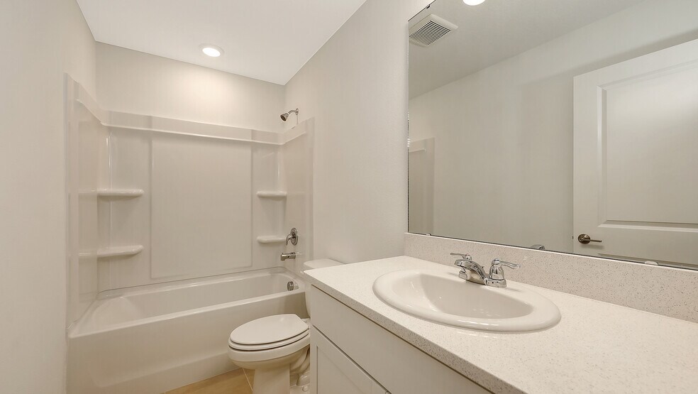 2nd Bath - 9004 Driven Snow St