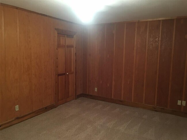 Building Photo - 5251 US-290