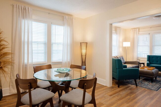 Building Photo - 217 Highland Ave