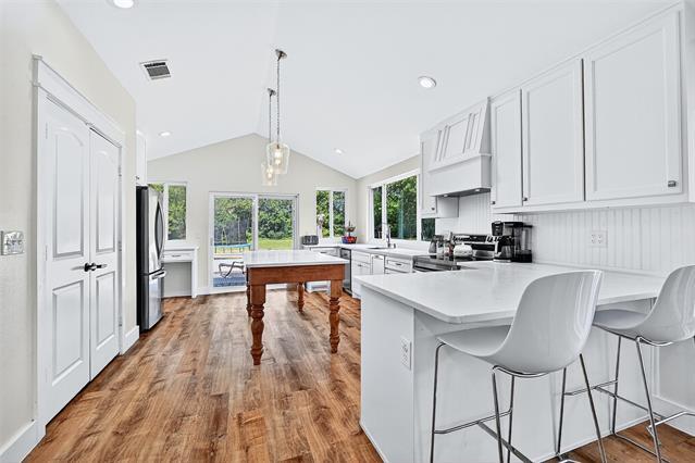 Building Photo - 5585 S Fannin Ave