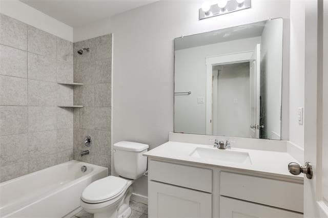 Building Photo - 9013 Zubia Ln