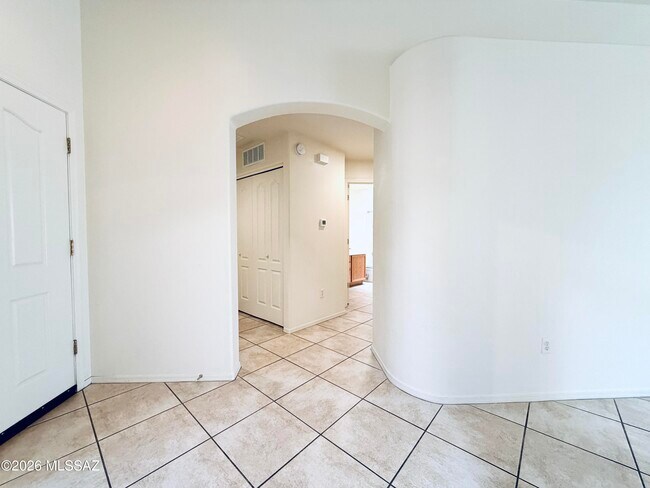 Building Photo - 5416 N Bramble Brook Ln