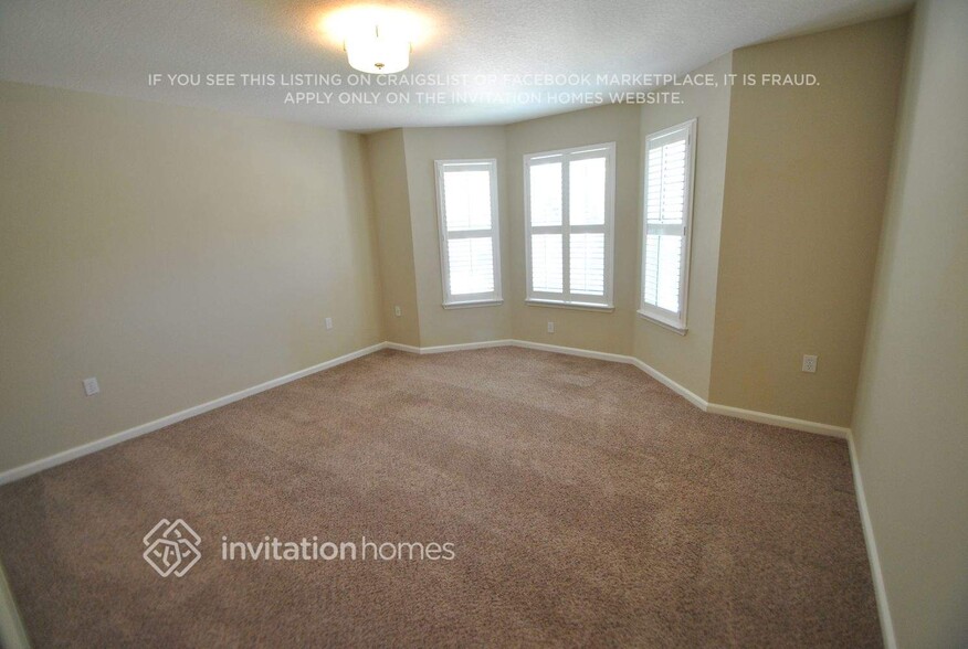 Building Photo - 8568 Glenbury Ct N